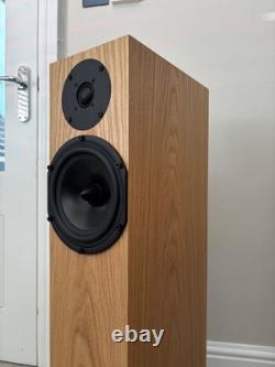 Spendor A4.2 Floor Standing Speakers In Oak. Stunning Sound. Boxed. Mint