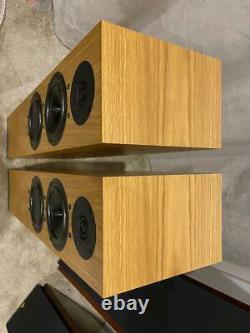 Spendor A5R Compact Floorstanding speakers in Oak Superb Sound BOXED