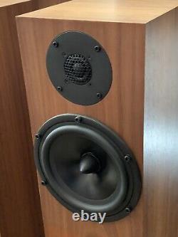 Spendor A7 Floorstanding Speakers. Excellent Condition. Walnut Veneer. Boxed