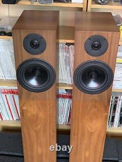 Spendor A7 Floorstanding Speakers. Excellent Condition. Walnut Veneer. Boxed