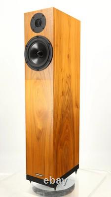 Spendor A7 Floorstanding Speakers Walnut Spendor A7 Floorstanding Speakers Walnut