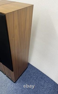 Spendor D7.2 Floorstanding Speakers Walnut Veneer Boxed