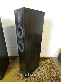 Spendor D7 Floorstanding Speakers in Dark Ebony Preowned