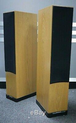 Spendor D7 Floorstanding Speakers in Oak Preowned