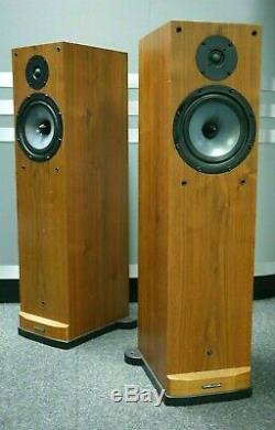 Spendor S8e Floorstanding Speakers in Cherry Preowned