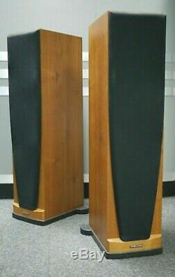 Spendor S8e Floorstanding Speakers in Cherry Preowned