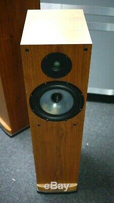 Spendor S8e Floorstanding Speakers in Cherry Preowned