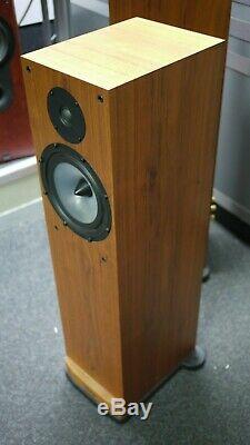 Spendor S8e Floorstanding Speakers in Cherry Preowned