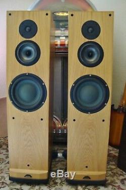 Spendor S9e Speakers in Excellent Condition and Boxed