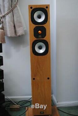 Stunning Monitor Audio Studio 12 floor standing Speakers