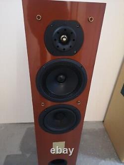 Triangle Electroacoustique Zerius 202 Floor Standing Speakers