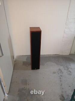 Triangle Electroacoustique Zerius 202 Floor Standing Speakers