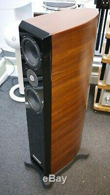 Usher Dancer Mini Two Floorstanding Speakers Preowned