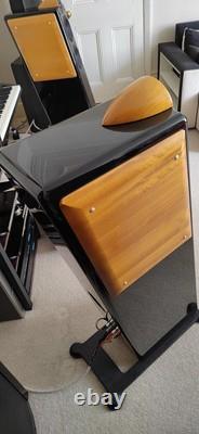 Usher compass CP-6371 floorstanding speakers