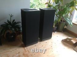 Vandersteen 2CI Speakers With Vandersteen Bases