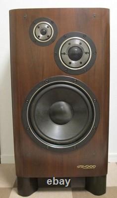 Victor SX-900 3Way Floorstanding Speakers Pair Excellent Working with Stands