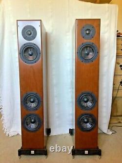 Vienna Acoustics Beethoven Baby Grand Floorstanding Speakers In Cherry