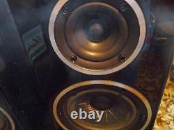 Wharfedale Diamond 230 Floorstanding speakers, 40 to 20000 Hz pristine Condition