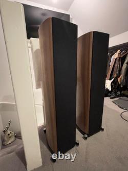 Wharfedale Evo 4.3 Walnut Floorstanding Speakers / audiophile / HI FI