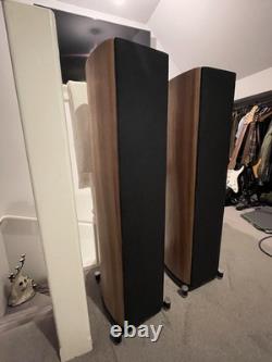 Wharfedale Evo 4.3 Walnut Floorstanding Speakers / audiophile / HI FI