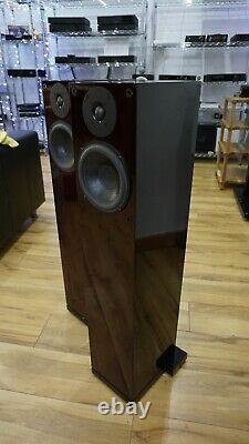 Wilson Benesch Square 2 speakers in rosewood. Boxed