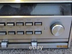 Winthronic President. Vintage music centre. + Floor Standing Speakers